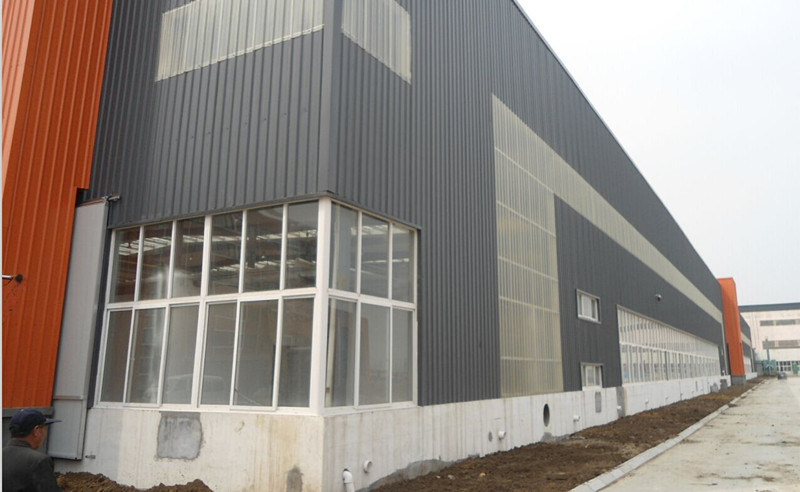 Prefabricated Light Workshop Metal Steel Structure with Parapet Wall (KXD-SSW99)
