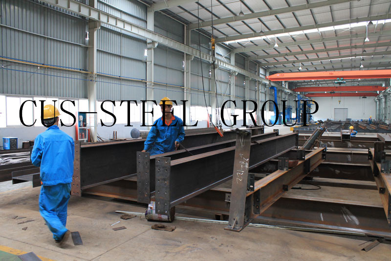 Long Span Prefabricated Warehouse/Mozambique Prefab Steel Structure