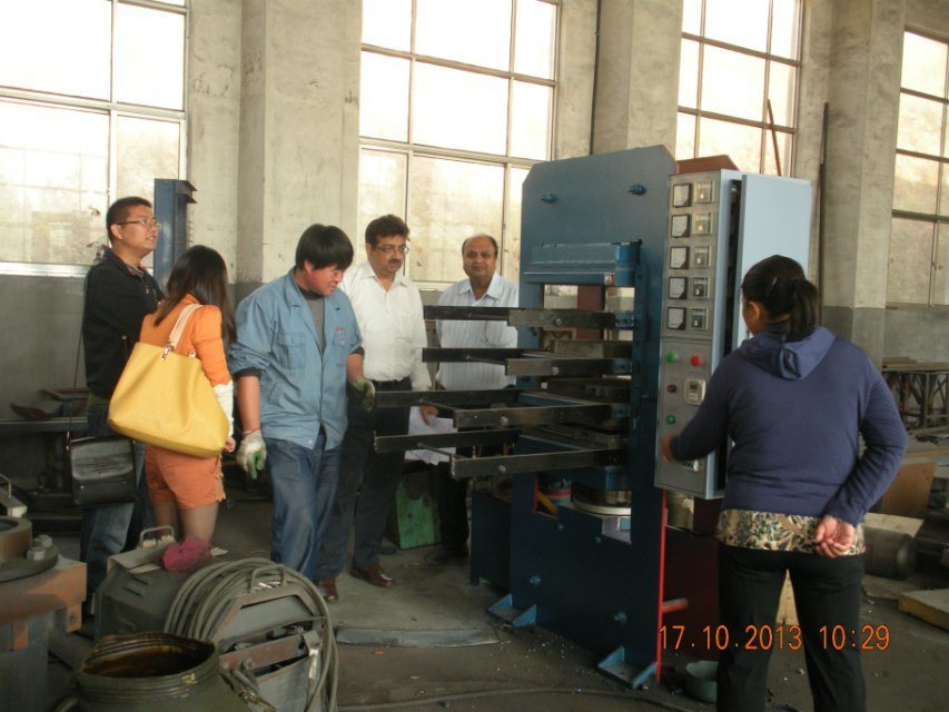 Recycle Rubber Floor Tile Mats Vulcanizing Machine/ Rubber Floor Tile Hydraulic Press