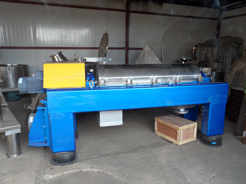 Lw250*900 Horizontal Type Spiral Discharge Sedimentation Decanter for Sludge and Water Treatment