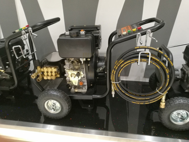 2500 Psi Diesel Pressure Washer (TDW2500)